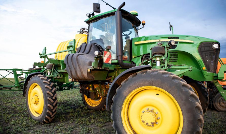 Nou sau folosit? Cum decizi ce tip de tractor merită investiția